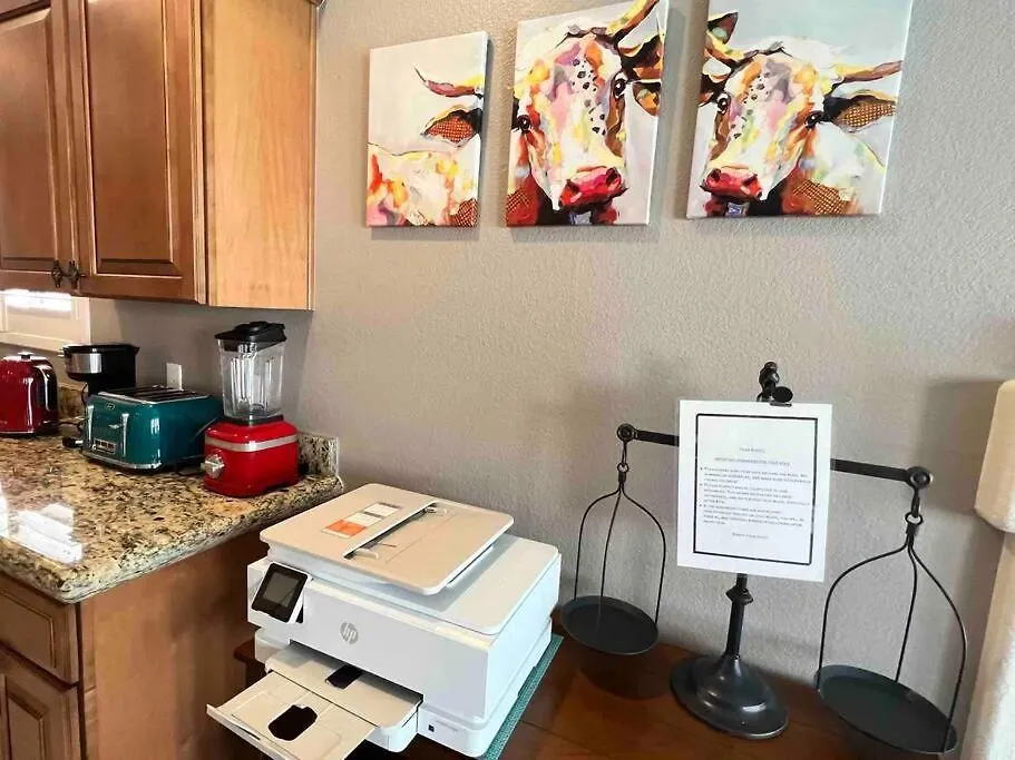 فيلا Amazing Heated Pool And Private Hot Tub 3Br In Heart Of Lv لاس فيغاس 0*,  الولايات المتحدة الأمريكية